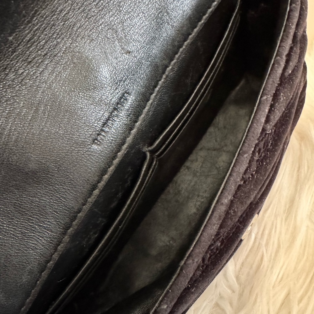 Balenciaga BB Chain Round Shoulder Quilted Velvet Bag - Picture 8 of 14